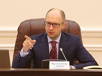 Яценюк предупредил, что сразу два предприятия Фирташа могут быть национализированы за долги